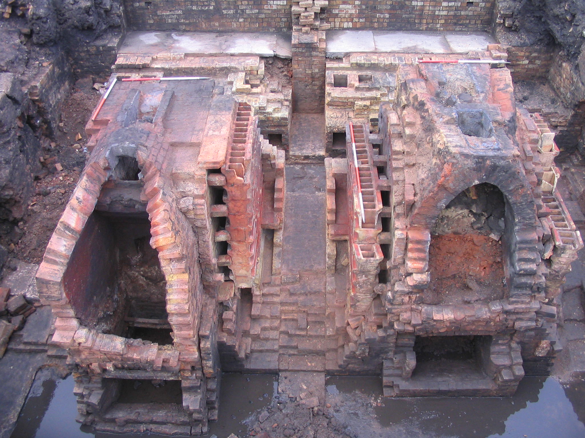 Picture of retort furnace
