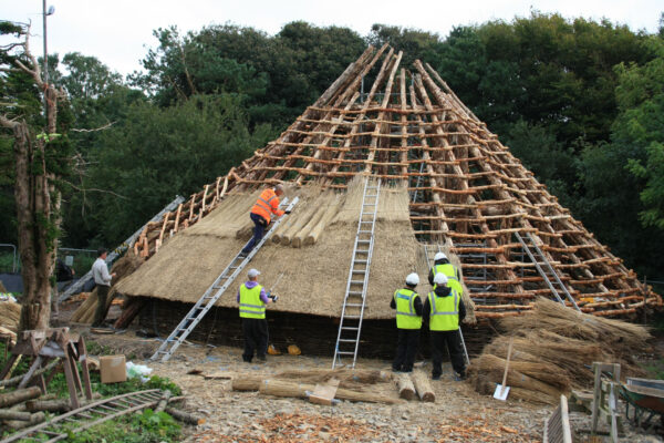 Building the roundhouse reconstruction