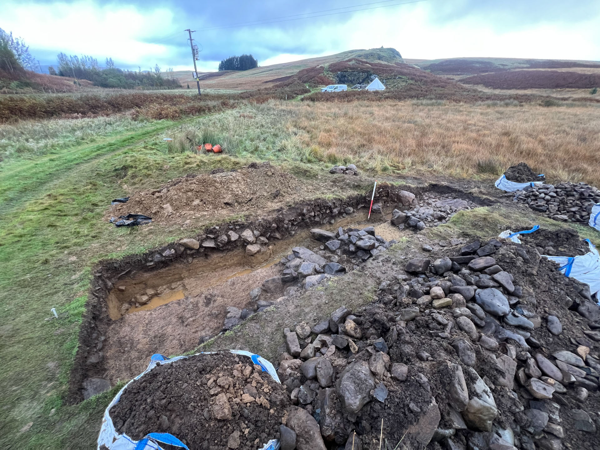 Excavation trench at Smittons Bridge cairn